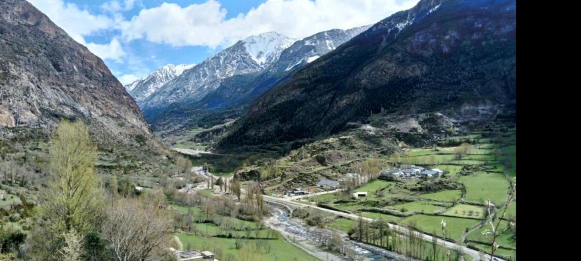 Apartamento El Refugio De Sara Benasque Eksteriør bilde
