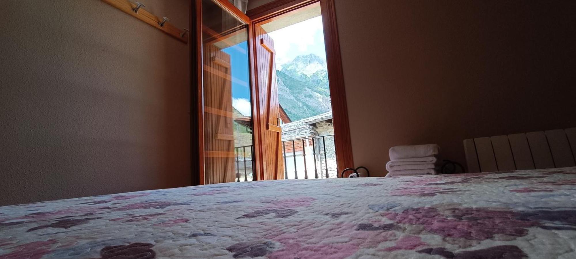 Apartamento El Refugio De Sara Benasque Eksteriør bilde